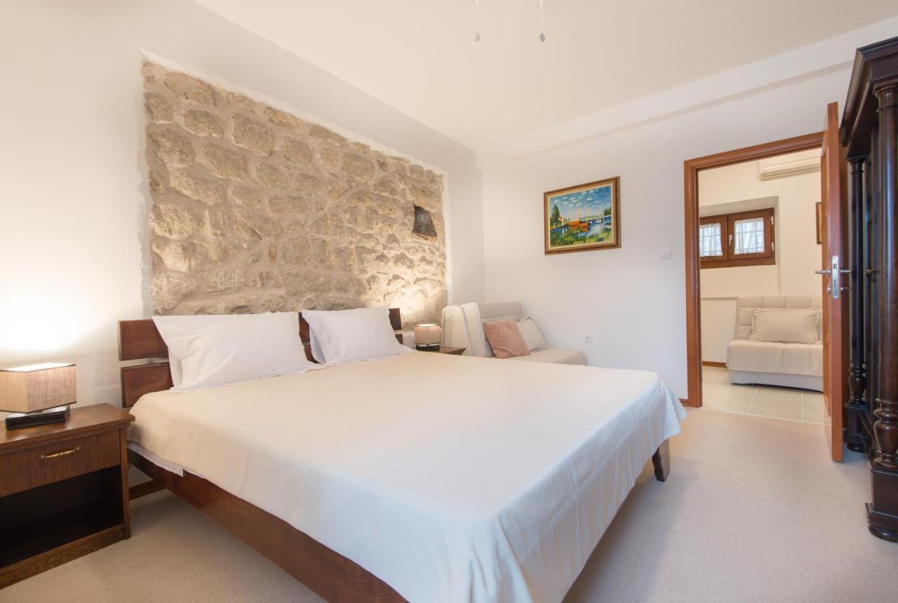 Apartments Babilon Kotor Luaran gambar