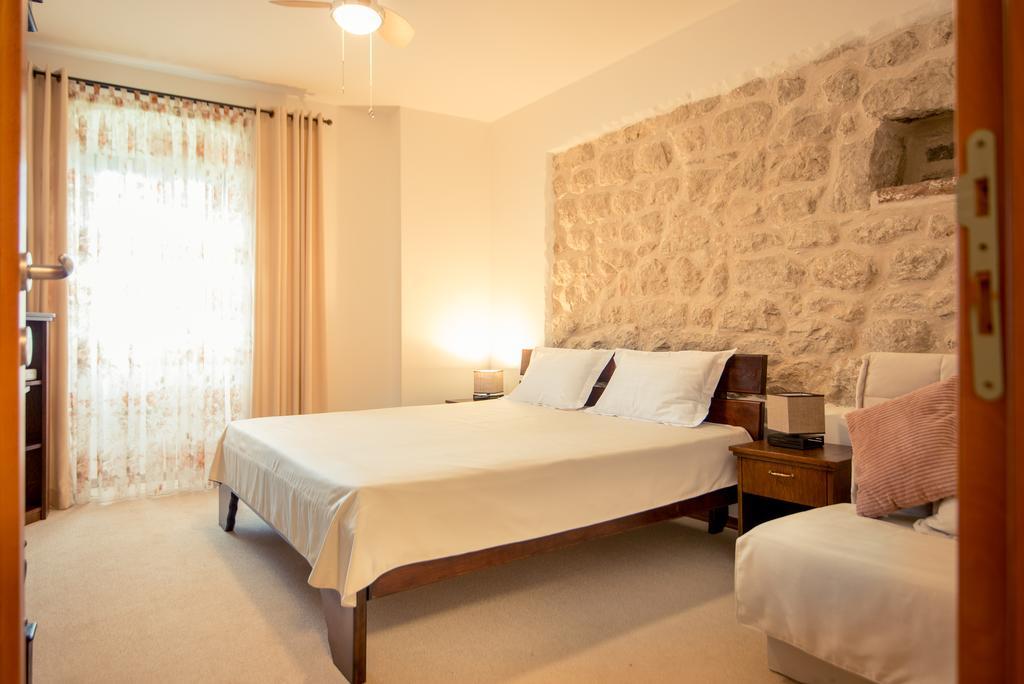 Apartments Babilon Kotor Luaran gambar